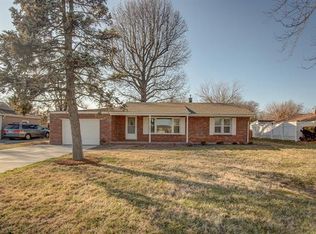403 Hartman Ln, O Fallon, IL 62269