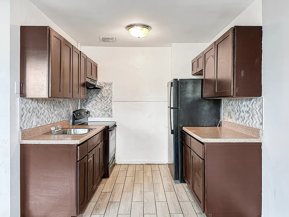 1545 Medary Ave #12B