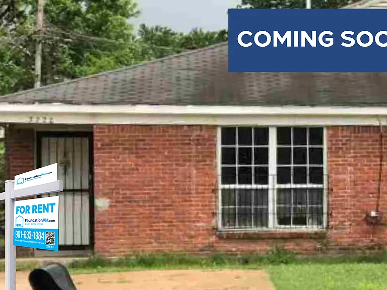 3220 Ashwood St — Photo 1