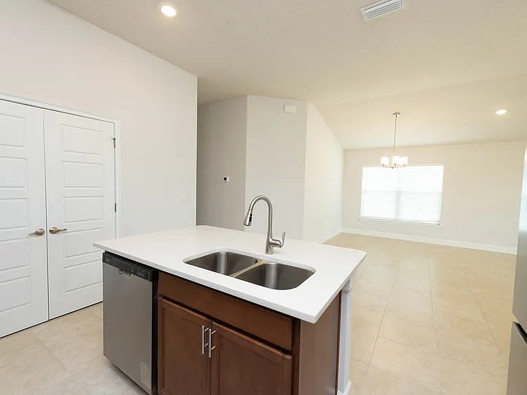 1146 Kylar Dr NW — Photo 9