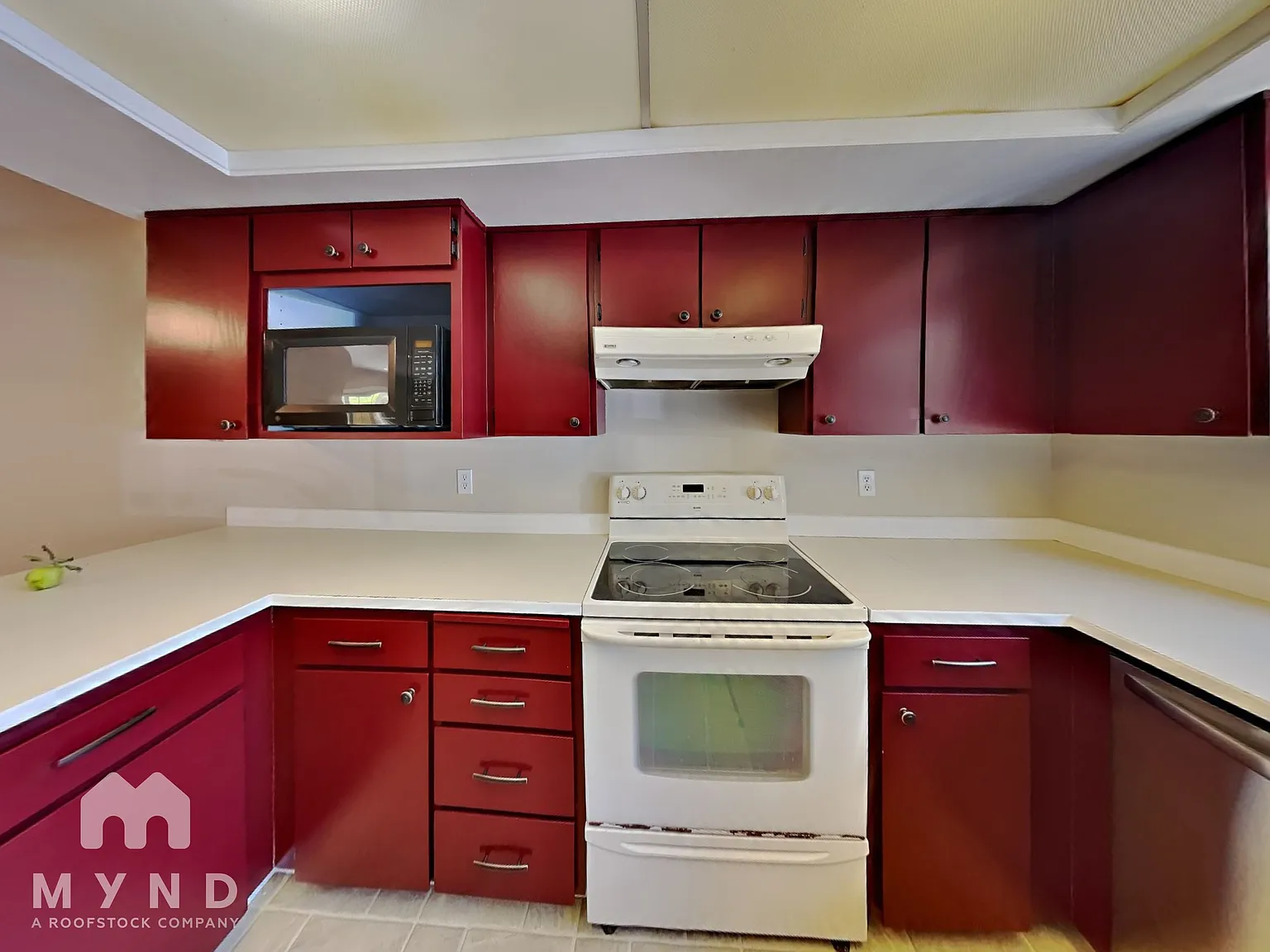 4 bed, 2.5 bath, 1900 sqft, $3,375 — Photo 4