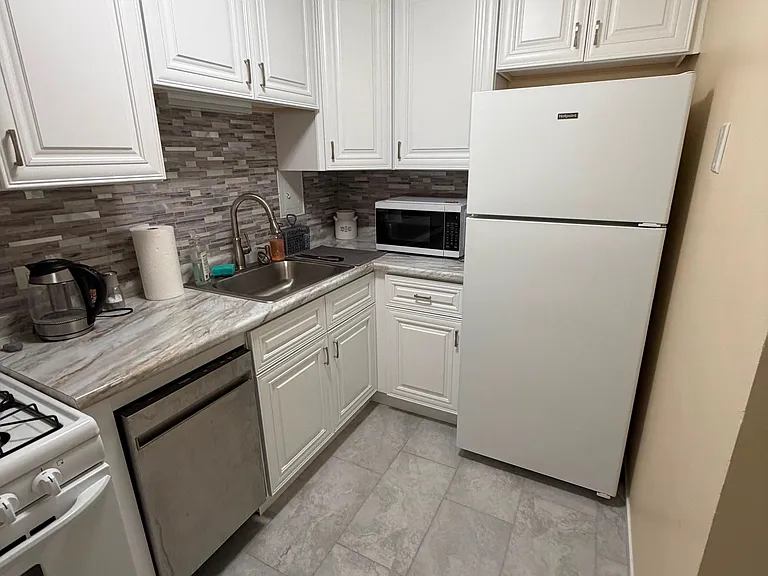 1401 E 55th St #414N — Photo 2