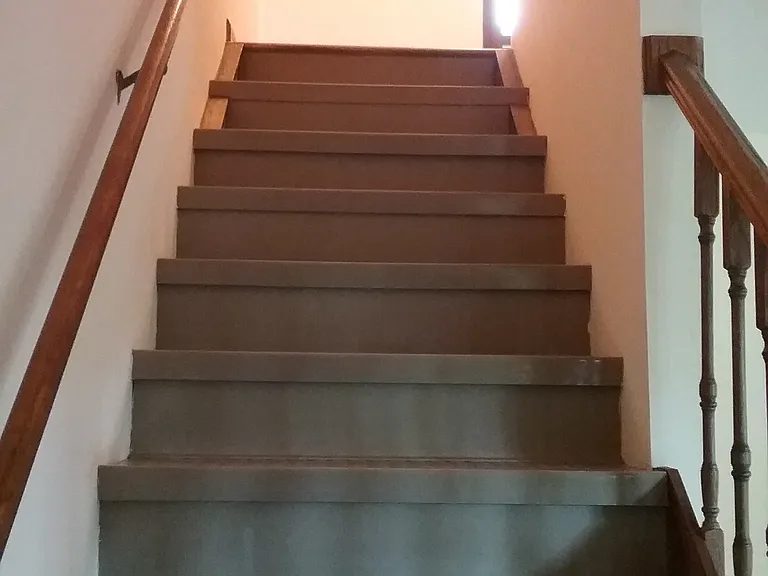120 Charles Cir #120 — Photo 3