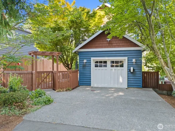 2858 NW 90th Place, Seattle, WA 98117