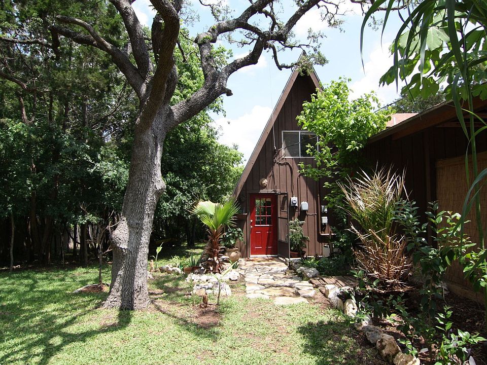 1st image of 2817 De Soto Dr