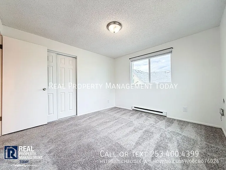 450 Pearl St #B — Photo 12