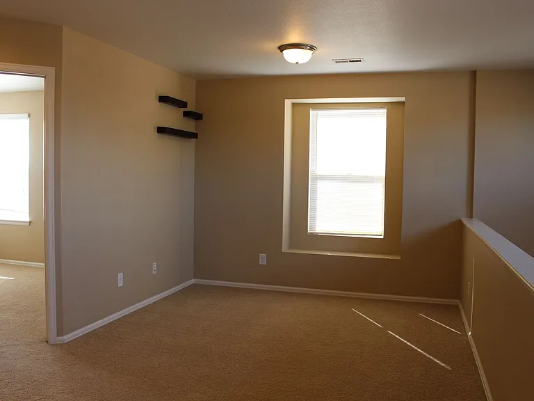 609 Botley Dr — Photo 12