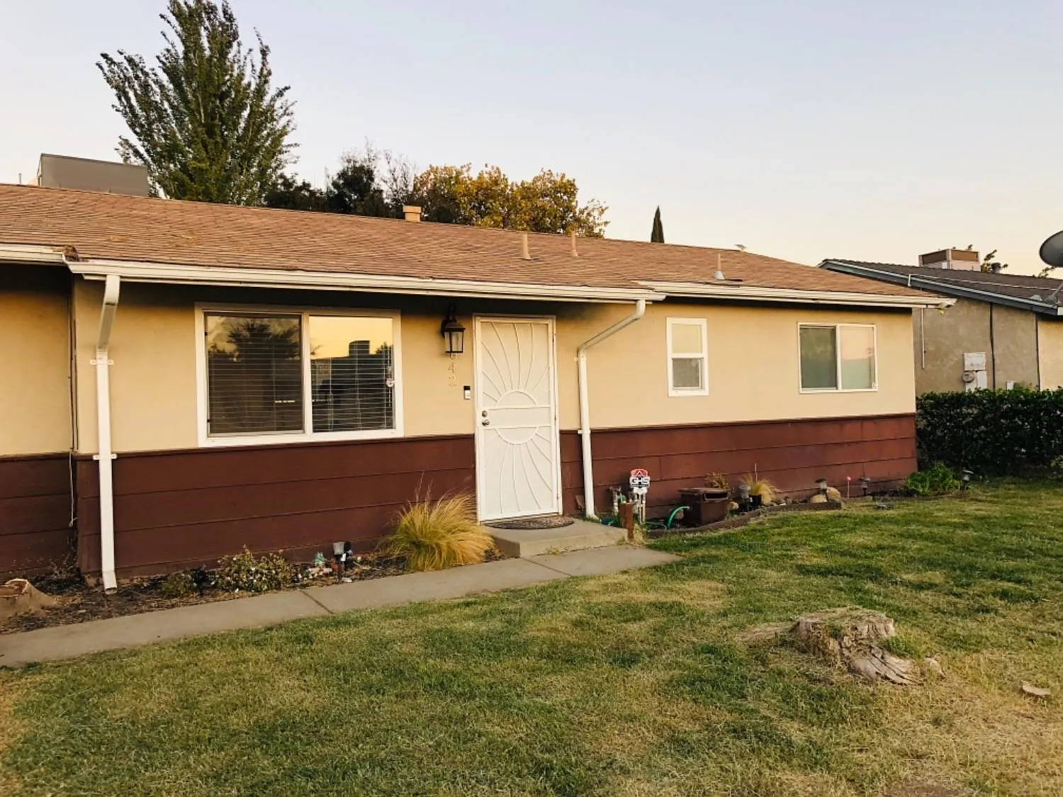642 Cameron Way photo 1