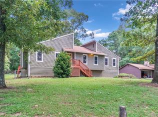 1797 Kelvin Dr, Lawrenceville, GA 30043