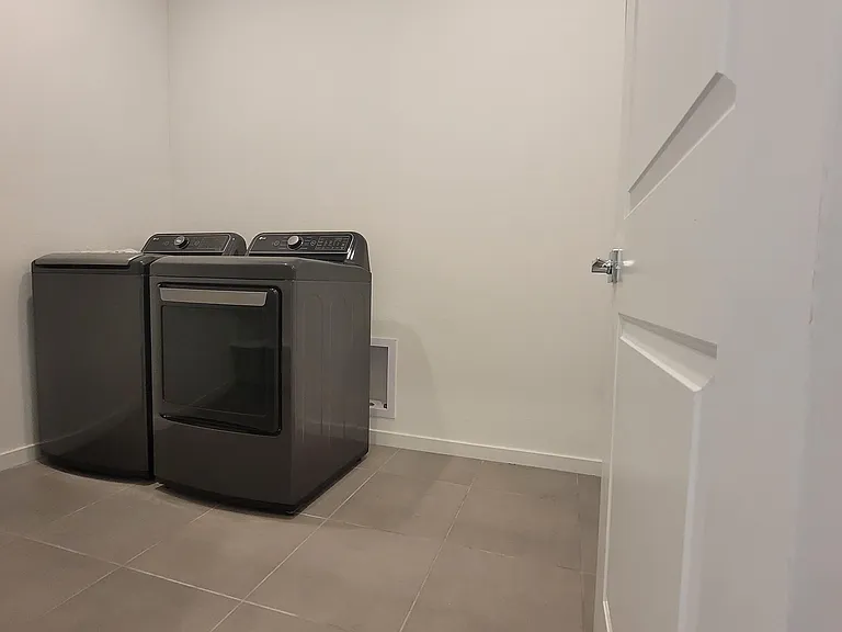 15998 W Smoketree Dr — Photo 27