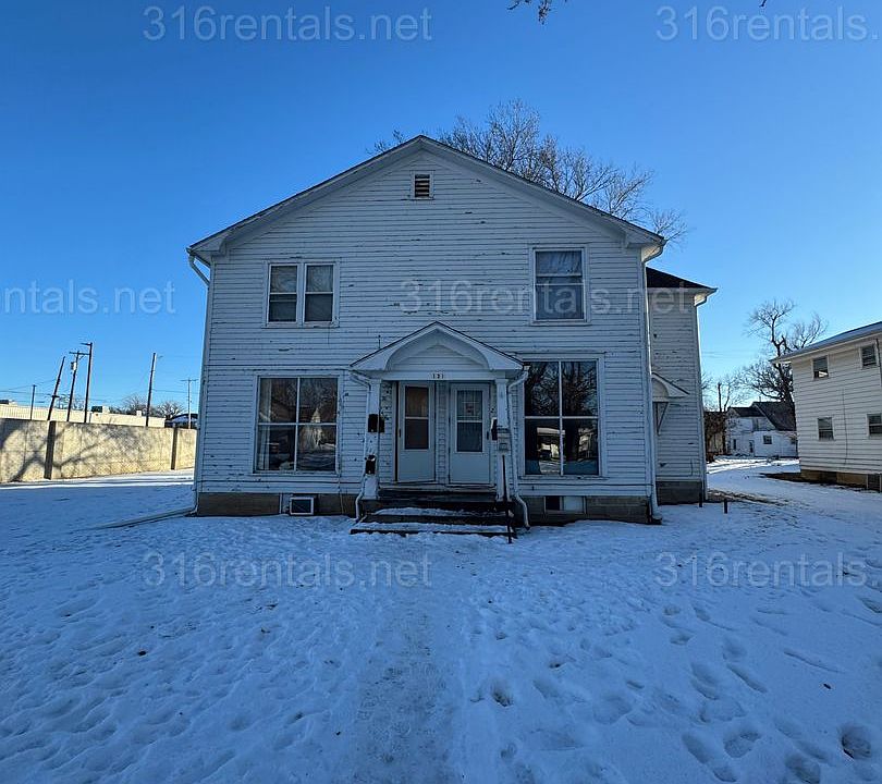 1st image of 121 W 2nd St #5
