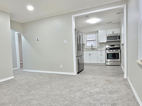 4th image of 4481 Cornell St