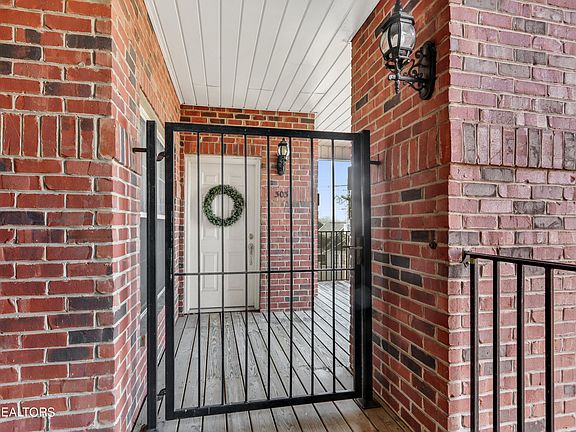 2nd image of 4805 Lyons View Pike APT 303