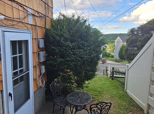 886 Howe Ave, Shelton, CT 06484