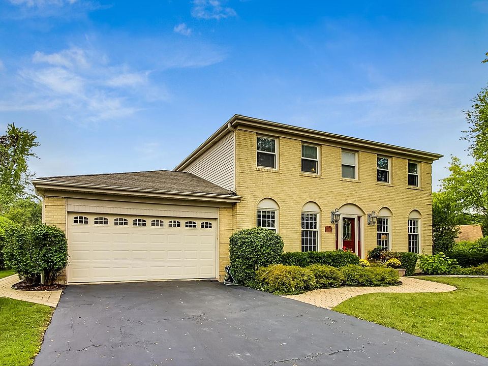 1st image of 930 S Stonehedge Ln