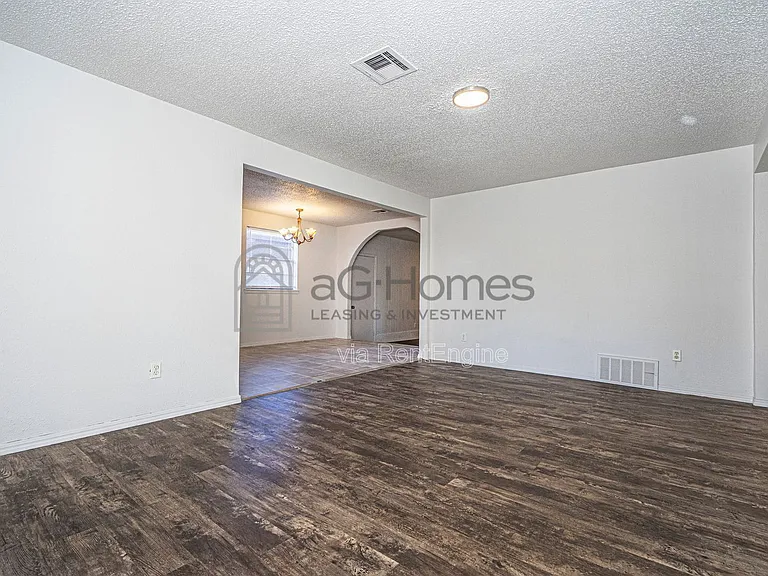 3920 Dentwood Ter — Photo 6
