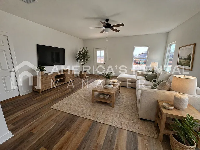 19651 Amberley Rd — Photo 18