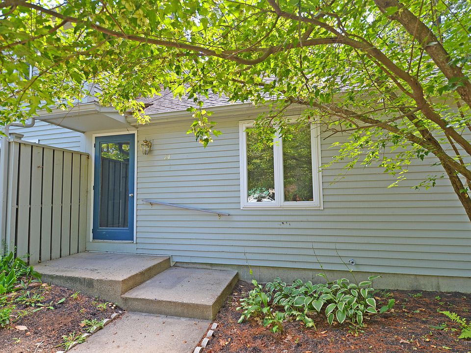 1st image of 24 High Bluff Dr #12