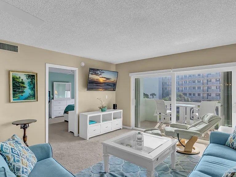 4049 Ocean Dr #201 — Photo 25