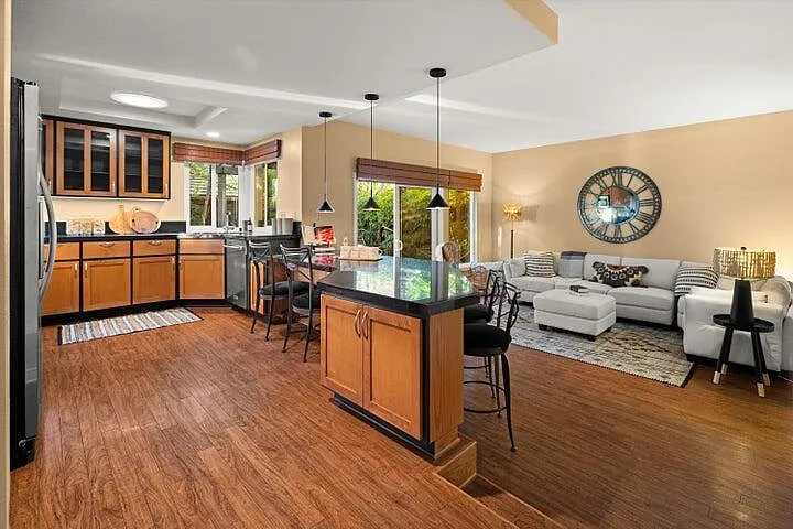 731 Dos Hermanos Rd — Photo 9
