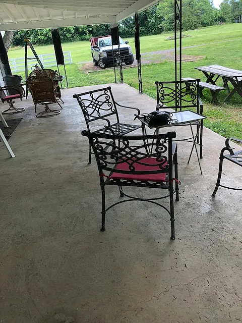 6 bed, 2.5 bath, 2100 sqft, $4,950 — Photo 4