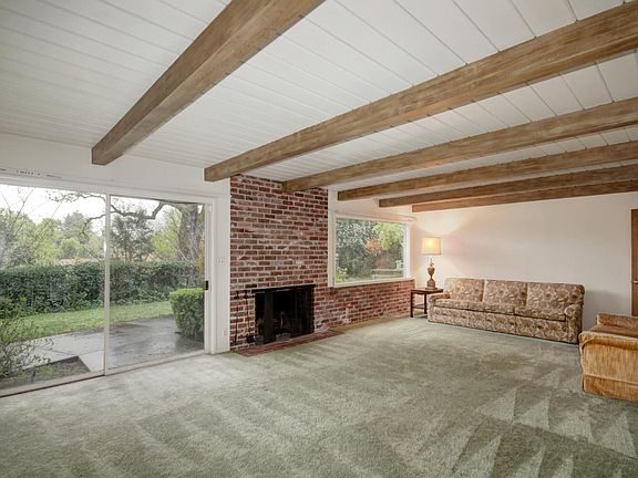 3rd image of 4140 Elderberry Ln