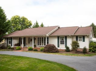 97 Bear Wallow Ln, Harrisonburg, VA 22802