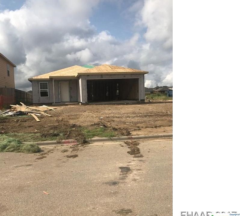 1st image of 3316 Claymore St