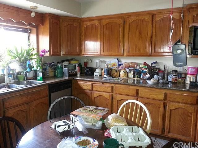 2nd image of 3426 Loosmore St