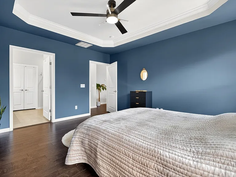 6794 Falls Ridge Ln — Photo 32