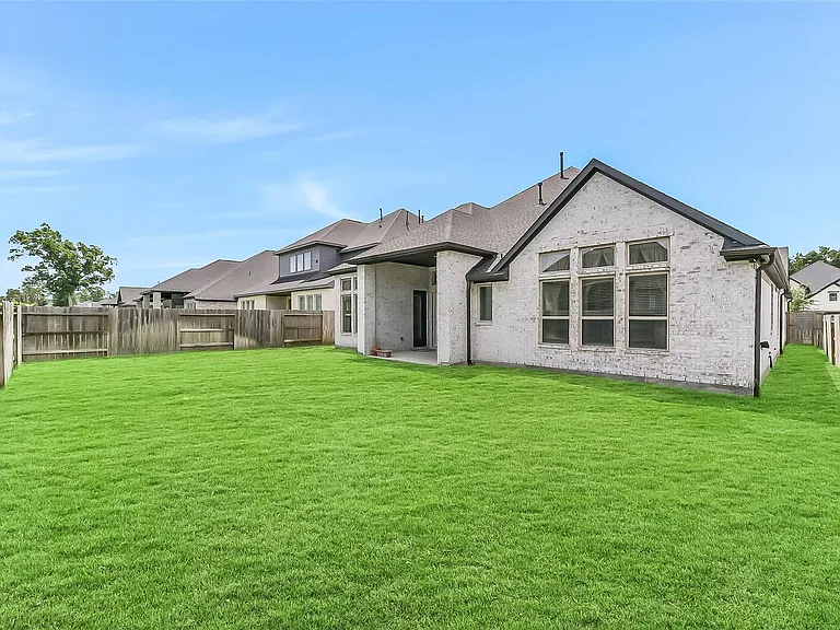 11927 Carillon Forest Dr — Photo 36