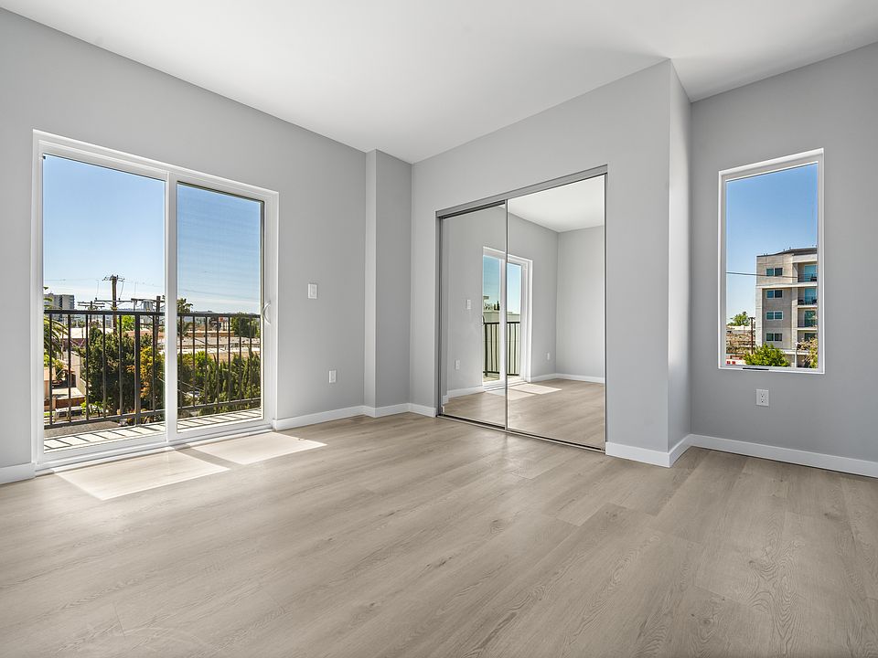 1st image of 11344 Hatteras St #W1