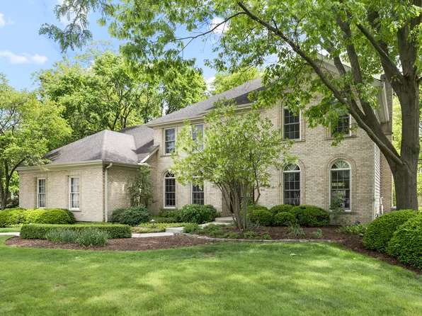 814 Steeplechase Ct, St Charles, IL 60174