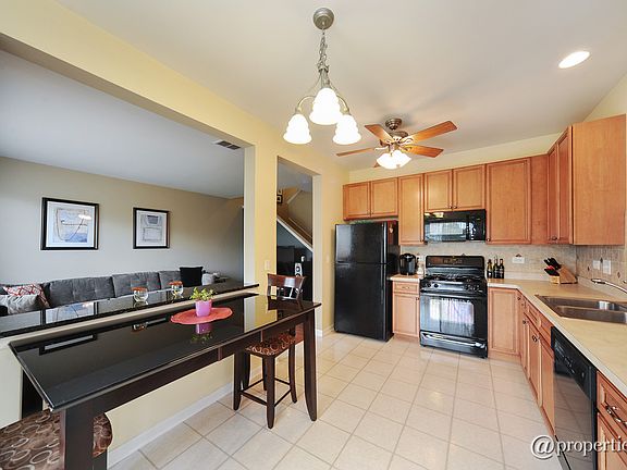 Kitchen / Breakfast Room
