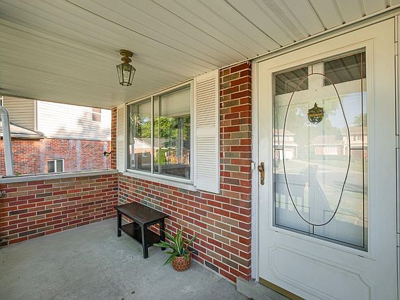 2nd image of 1286 Cristway Ct