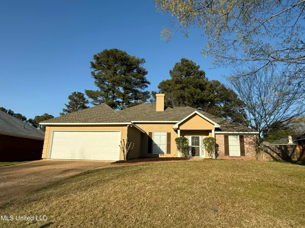 850 Windward Dr, Richland, MS 39218