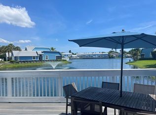 902 Ocean Dunes Cir, Jupiter, FL 33477