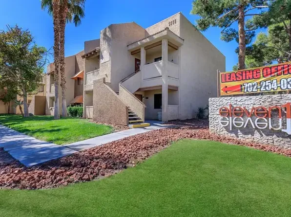Eleven 11 Apartments