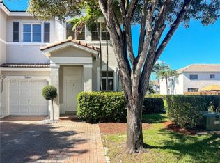5664 NW 112th Pl, Doral, FL 33178
