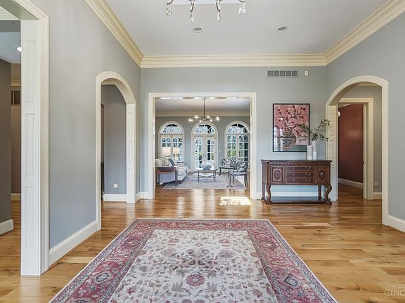 4th image of 1054 Observatory Point