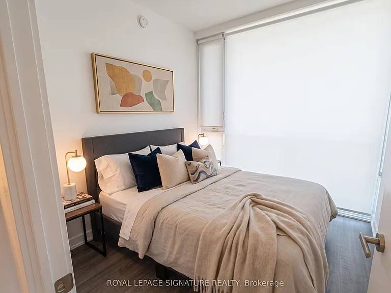 448 Burnhamthorpe Rd W #Townhouse 104-4 — Photo 9