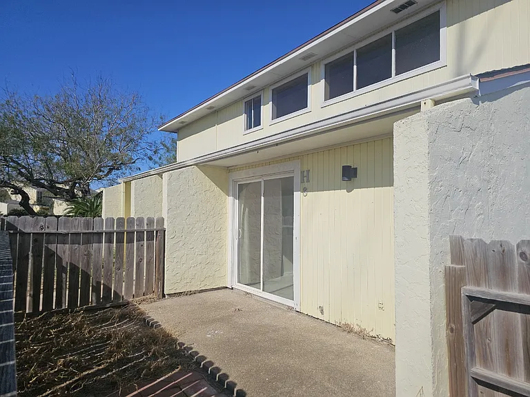 14621 S Padre Island Dr #H-A8 — Photo 2