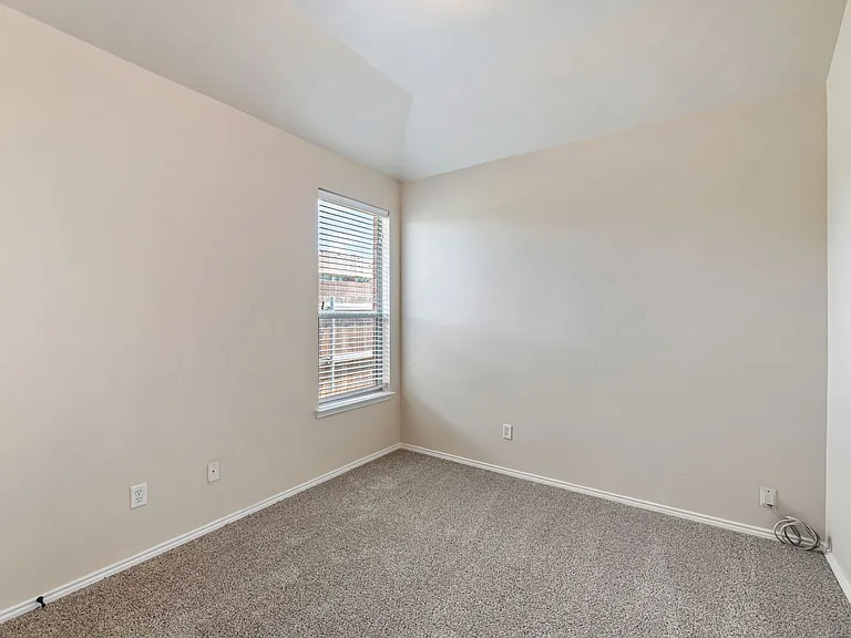 332 Schirra Ct — Photo 12