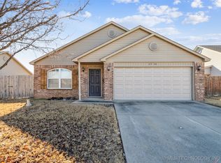 25926 E 89th Pl S, Broken Arrow, OK 74014