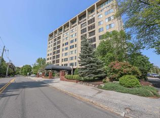 55 River Rd APT 6C, Manchester, NH 03104