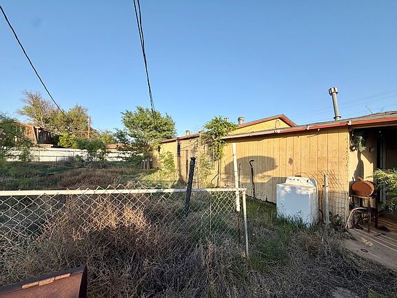 2nd image of 6809 E Midway Rd