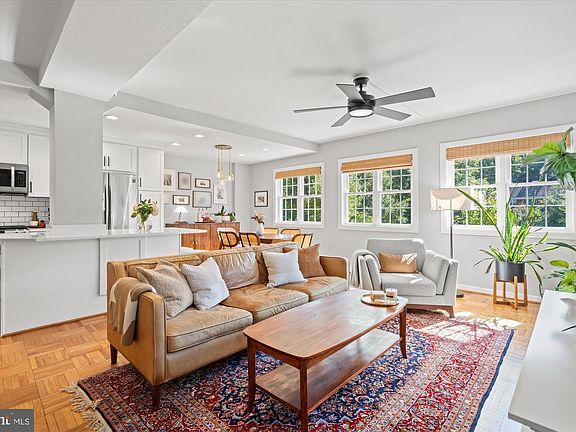 5th image of 1621 Preston Rd
