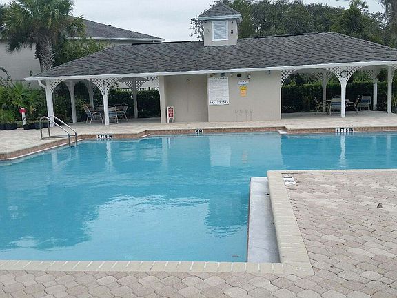 5th image of 15779 Fishhawk Falls Dr