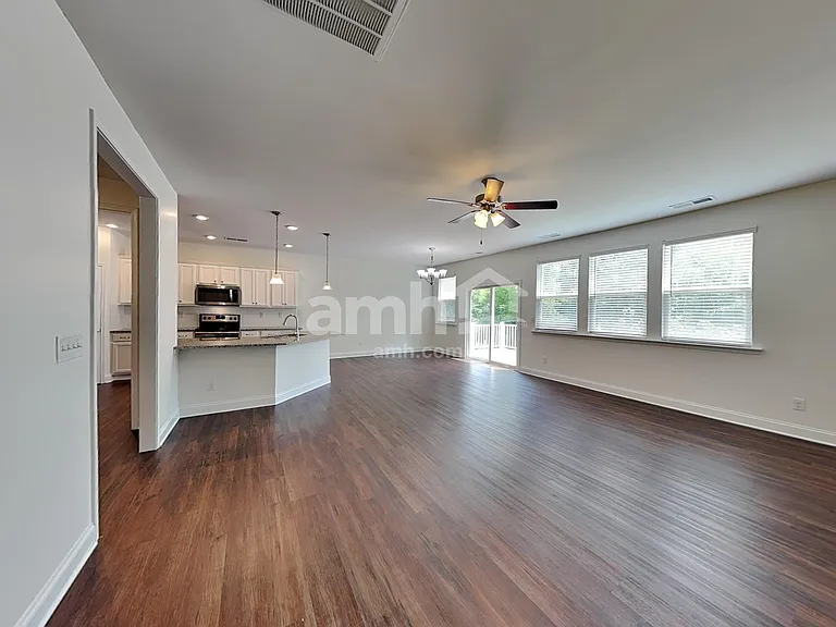 10831 Maryanna Ct — Photo 6