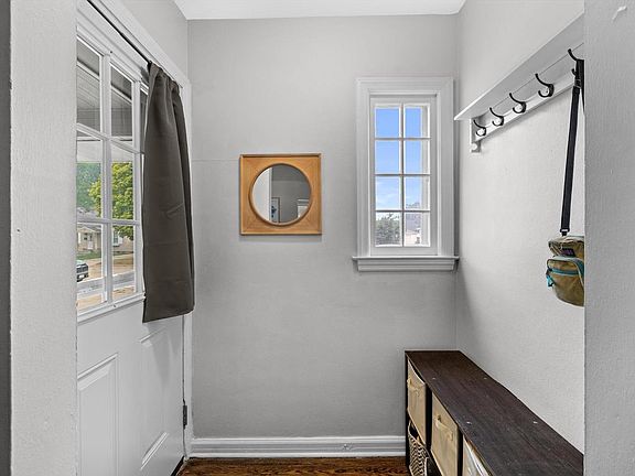 3rd image of 7927 23rd AVENUE